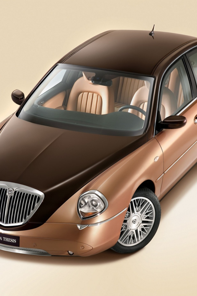 Коричневая Lancia