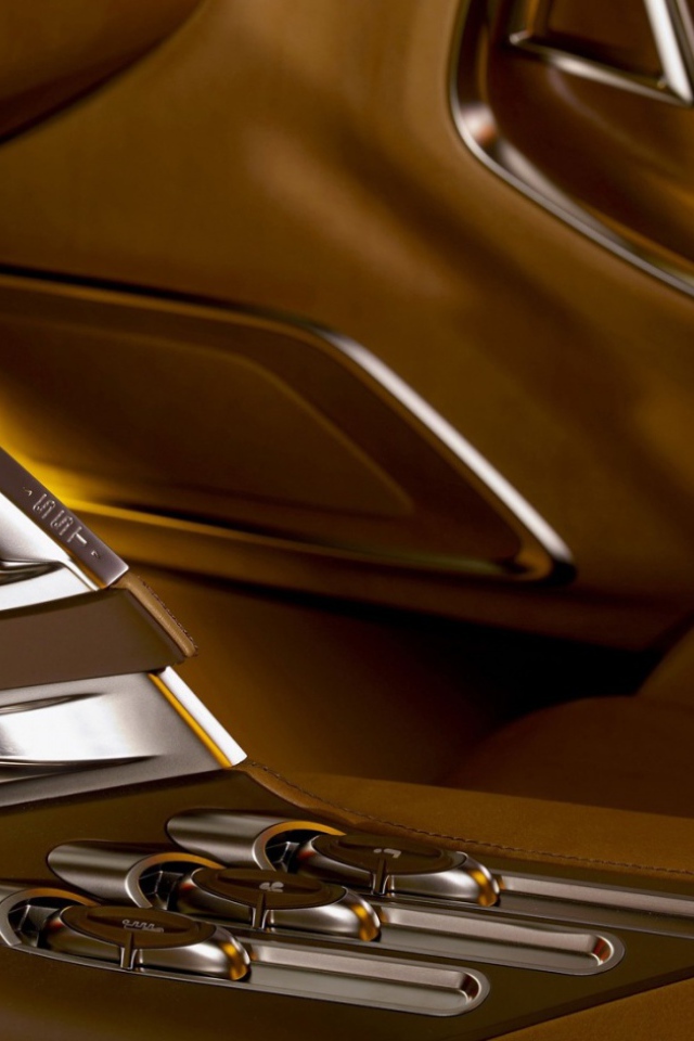 Внутри автомобиля