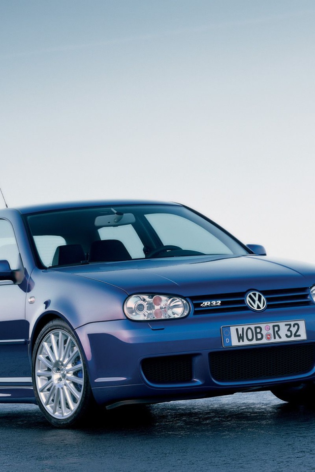 Volkswagen Golf R32