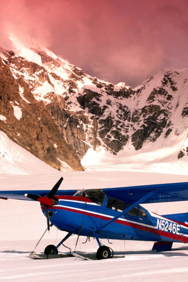 Цессна в горах