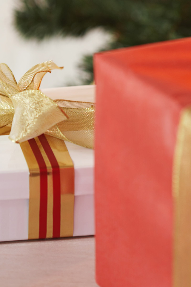 Праздничные подарки