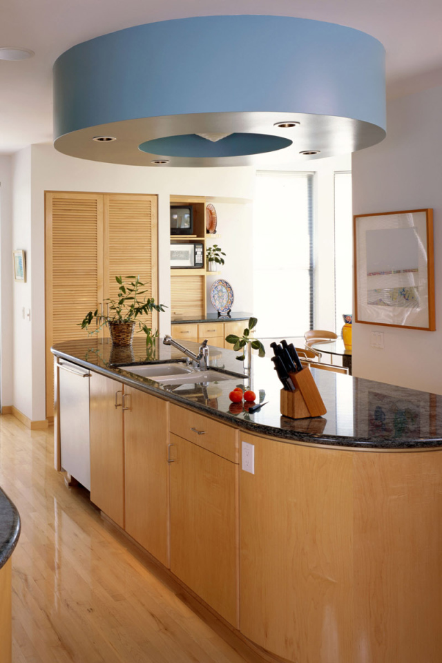 Красивый дизайн современной кухни