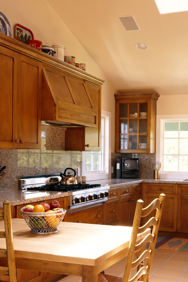 Красивая кухня в Деревянном стиле