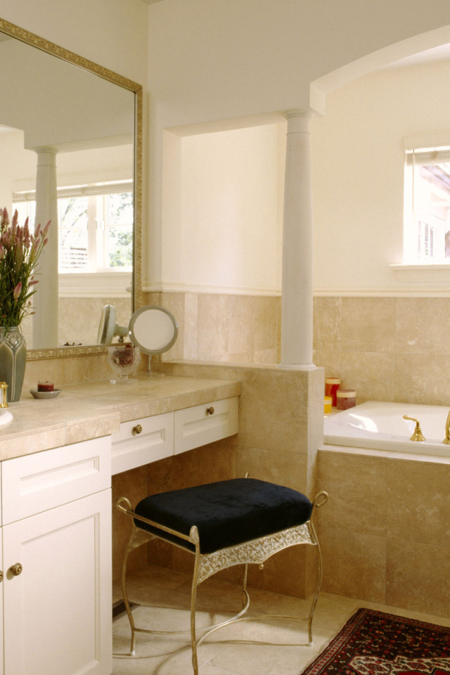 Белая ванная комната