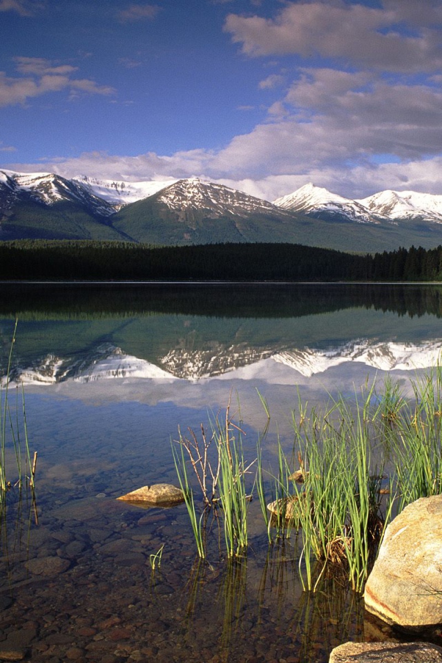 Горы на горизонте