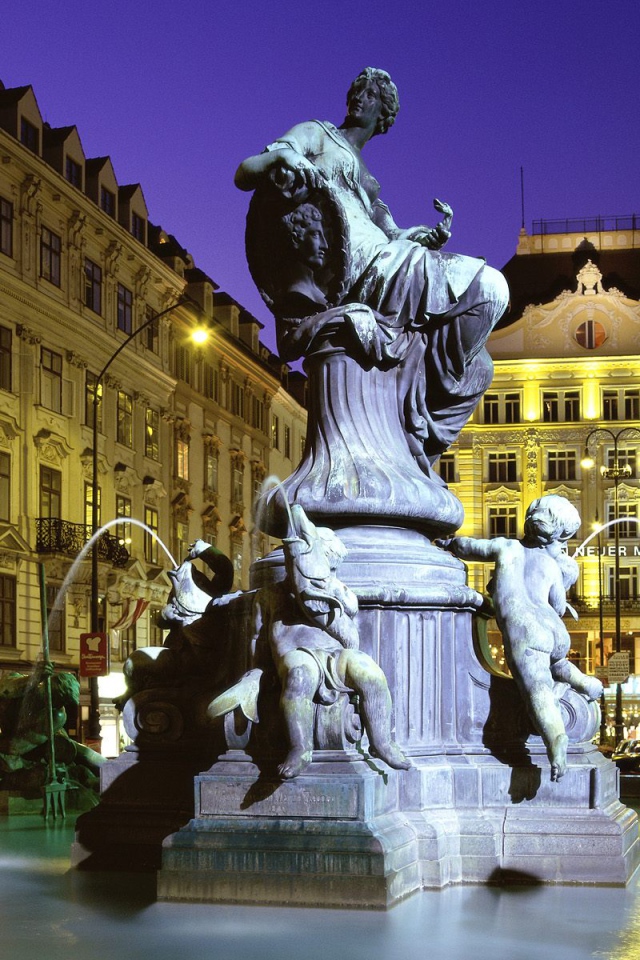 Фонтан Donnerbrunnen, Вена, Австрия