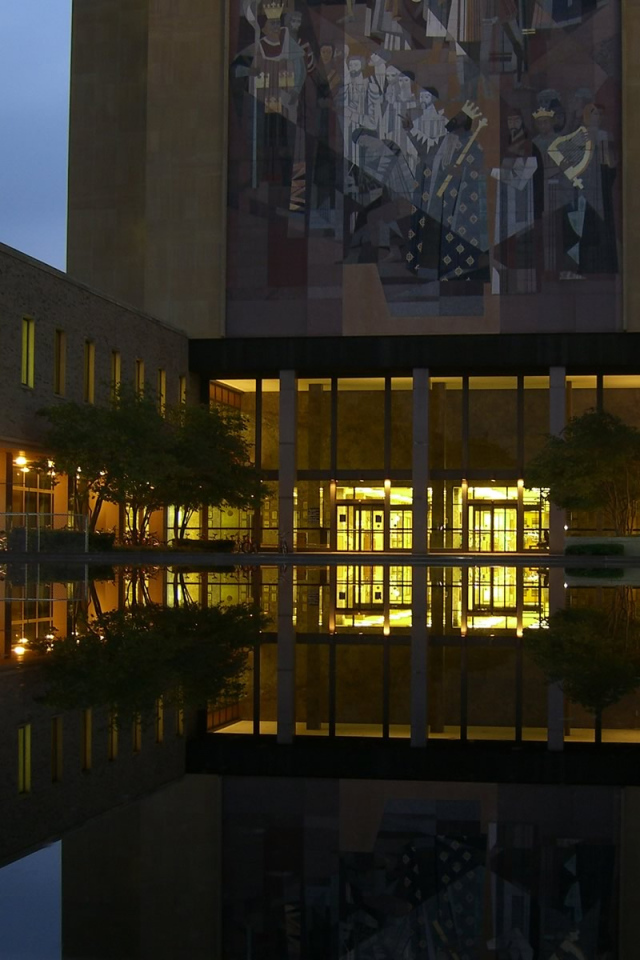 Библиотека Hesburgh Париж