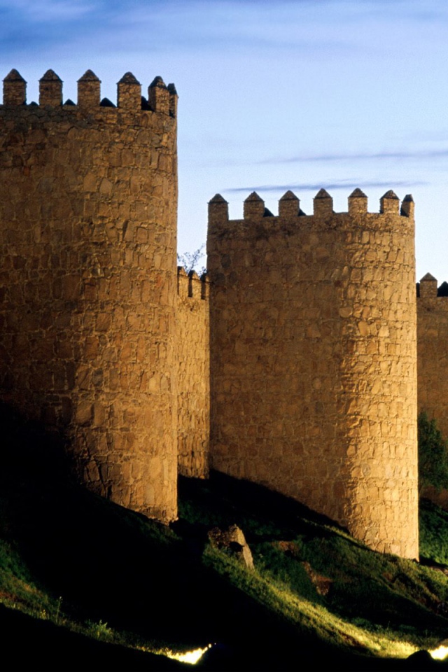 Замок Авила