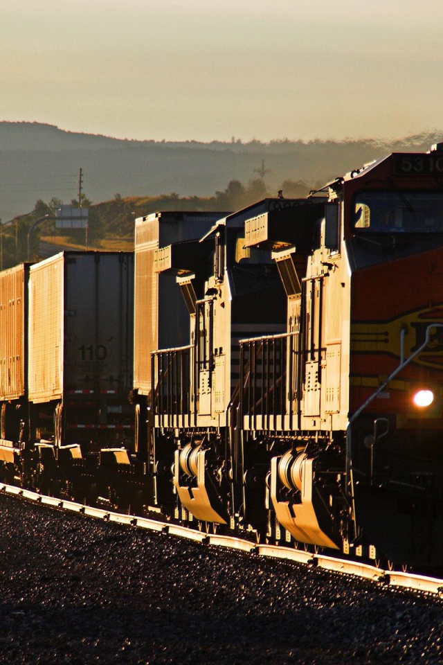 Поезд в западном направлении  BNSF / Эш Форк / Аризона / США