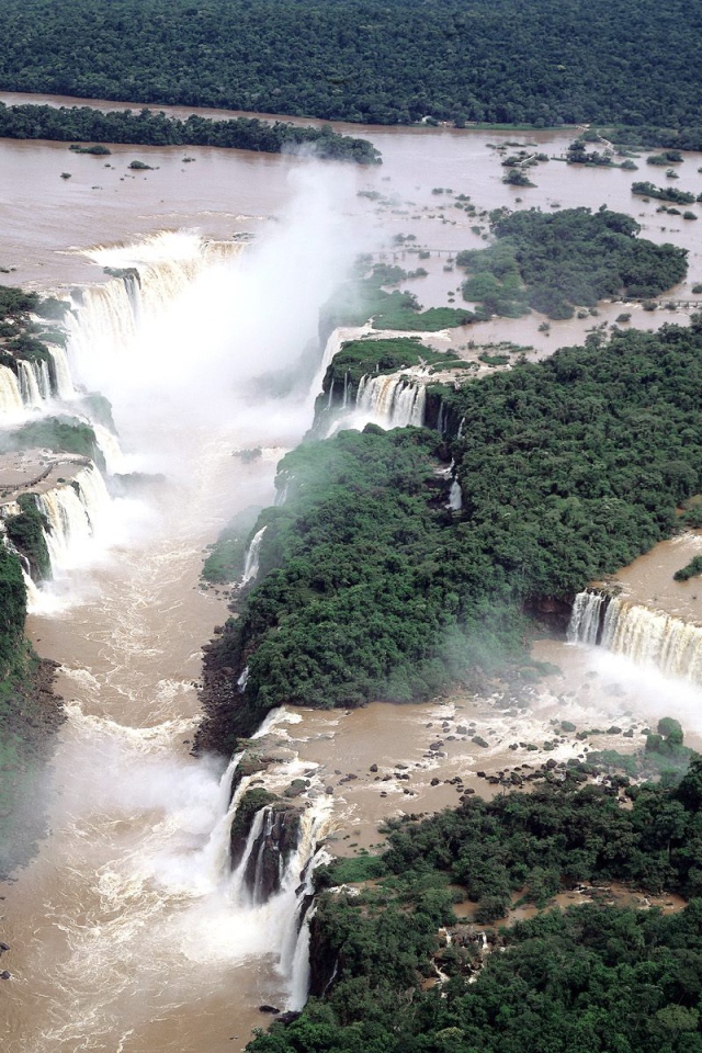 Водопад Игуасу Фолс