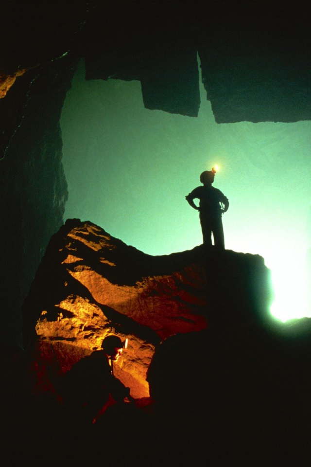 Пещера потерянного мира