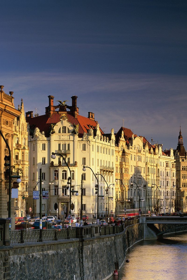 Река в Праге