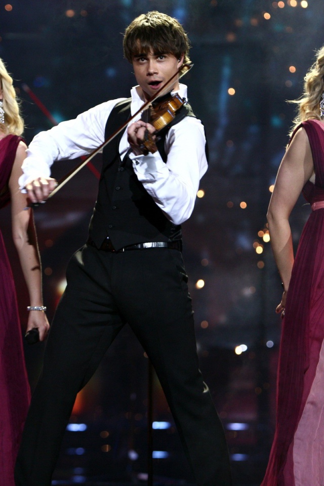 Александр Рыбак