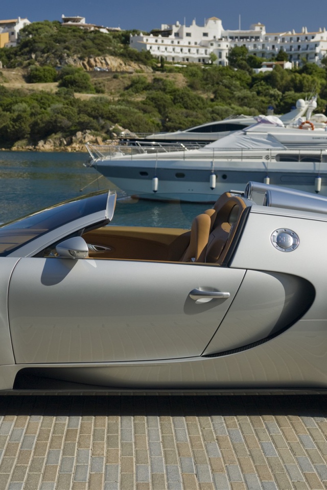 Дорогая игрушка Bugatti