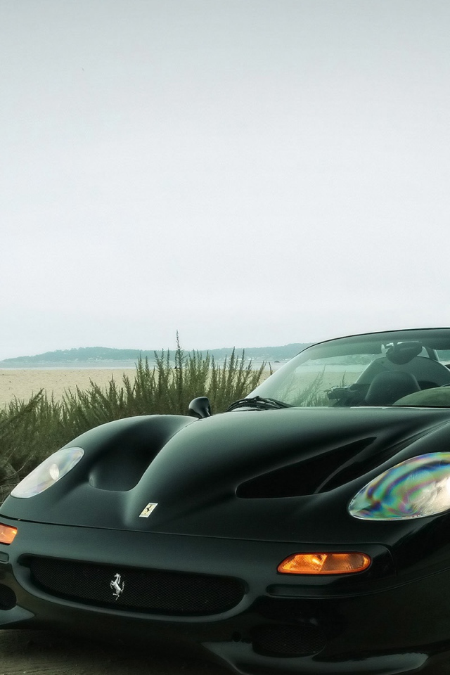 Черный Феррари