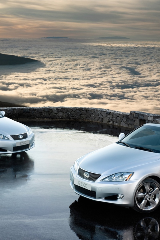 Автомобили Lexus IS 250C