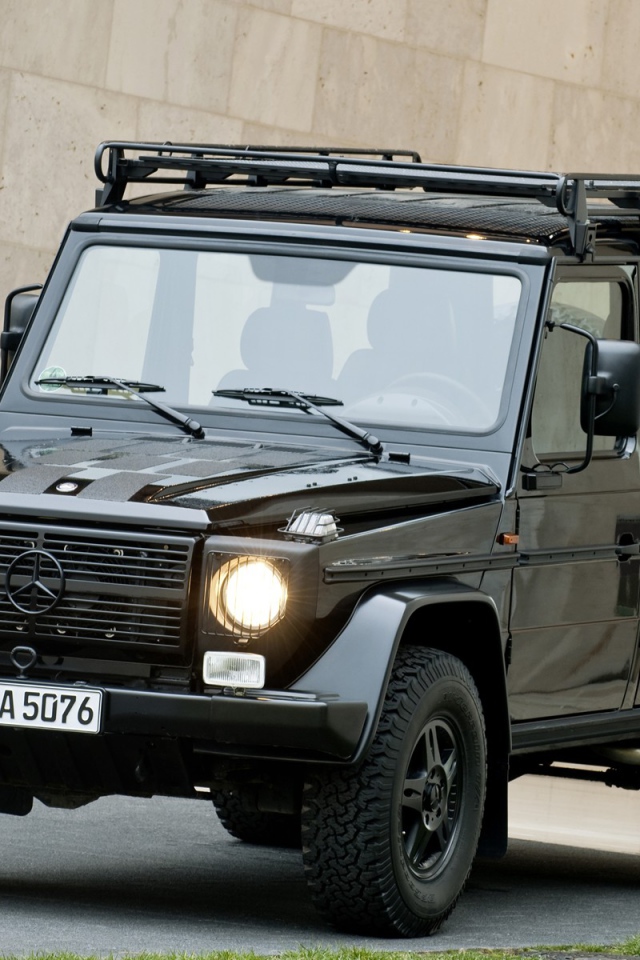 Внедорожник Mercedes