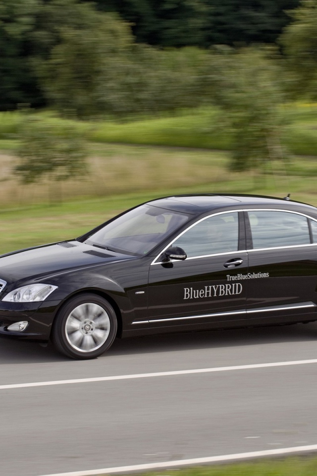 Респектабельный Mercedes