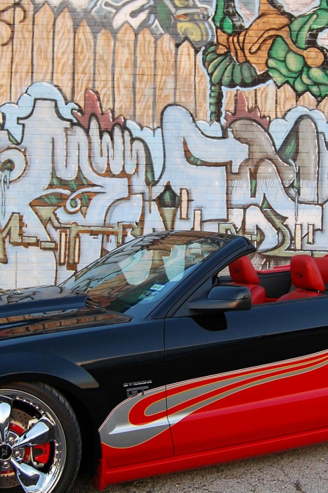 Кабриолет и граффити