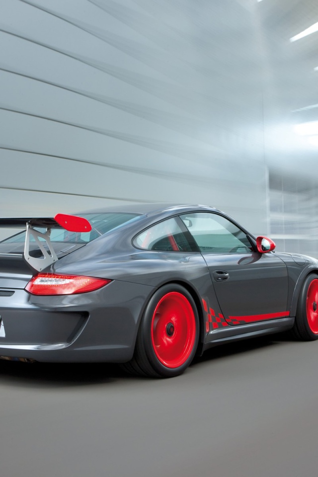 Спортивная иномарка