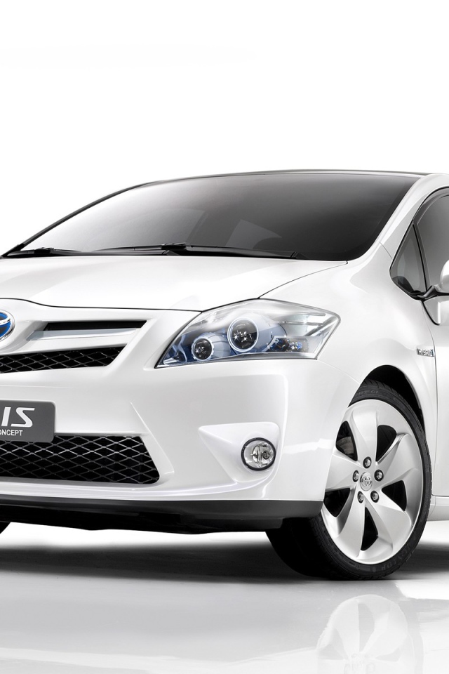 Toyota Auris HSD гибрид