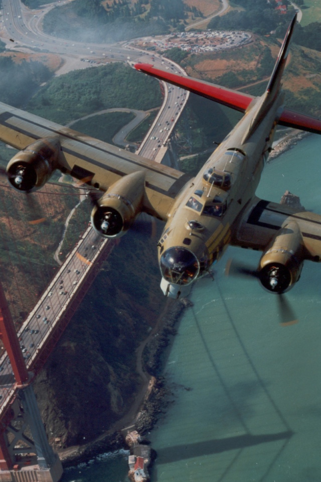 Полет над Золотыми Воротами