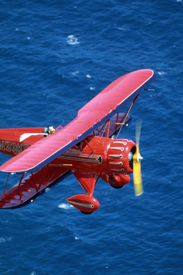 Полет над водой