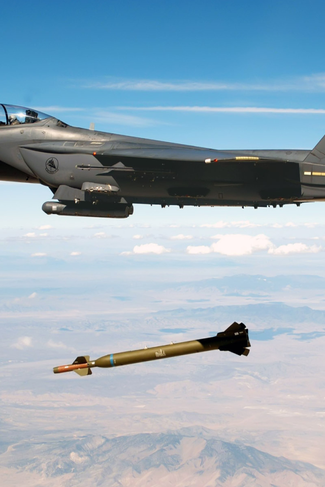 Военная авиация / Сброс бомбы