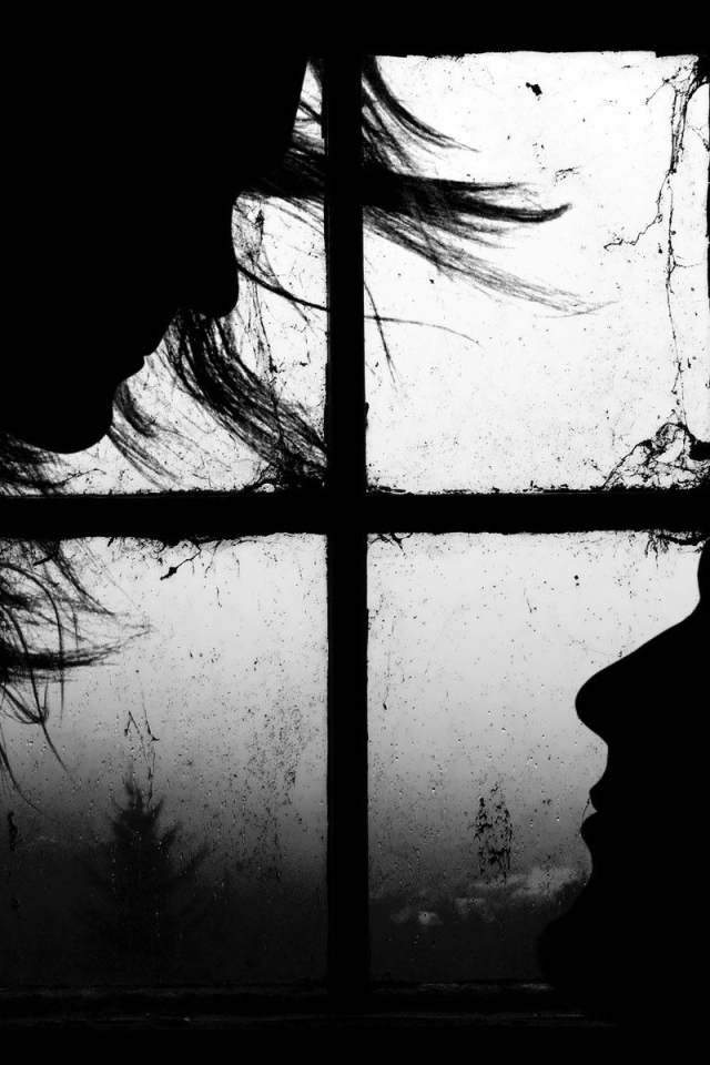 Парочка в тени