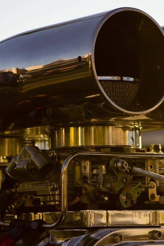 Отражение в металле