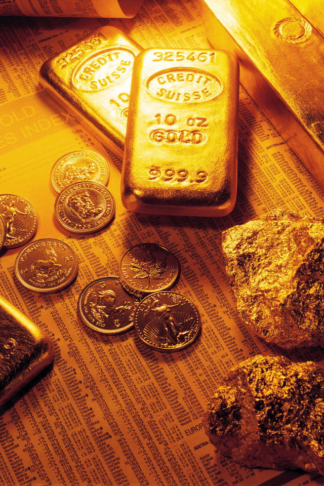 Золотые слитки и камни