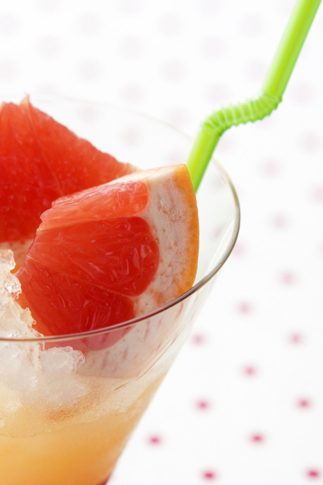 Свежий фруктовый коктейль