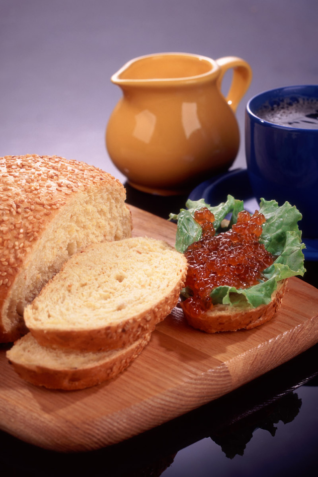 Воздушный хлеб с икрой