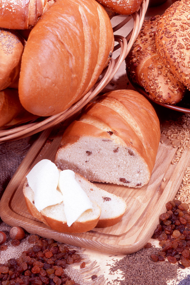 Хлеб и орехи