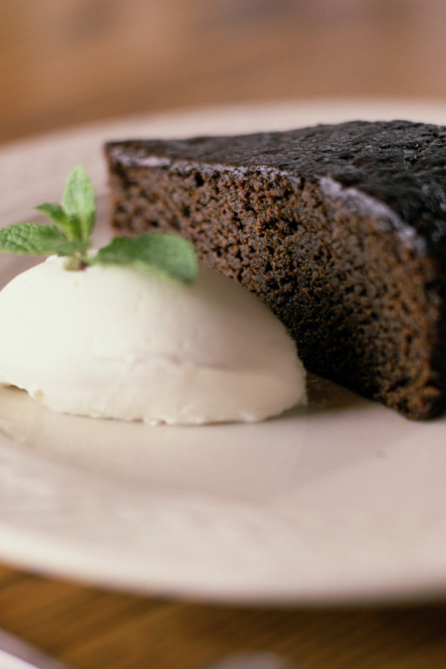 Кусочек шоколадного пирога