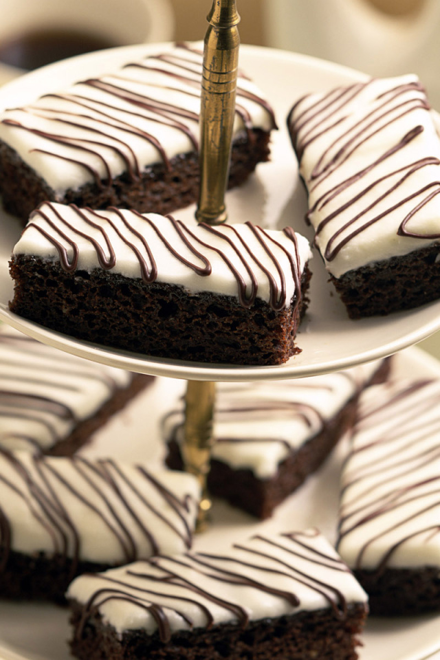 Шоколадное пирожное