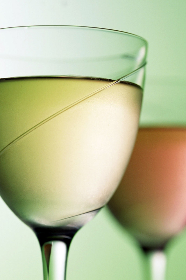 Бокалы вина