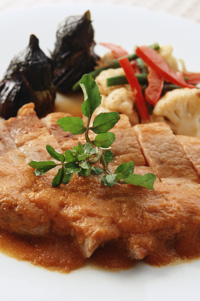 Мясное блюдо с цветной капустой