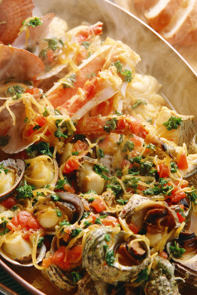 Мясное блюдо с морепродуктами