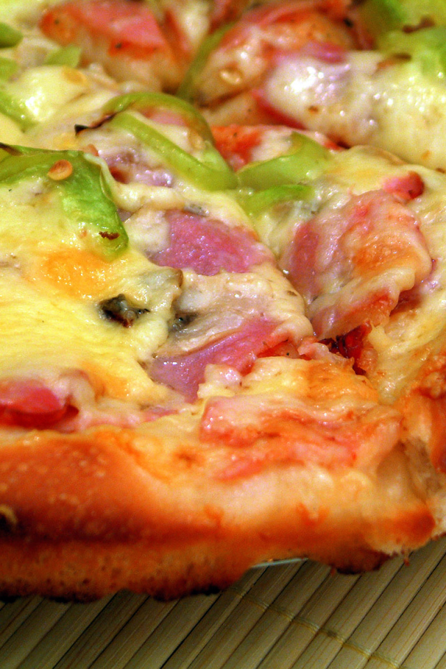 Красивые кусочки пиццы