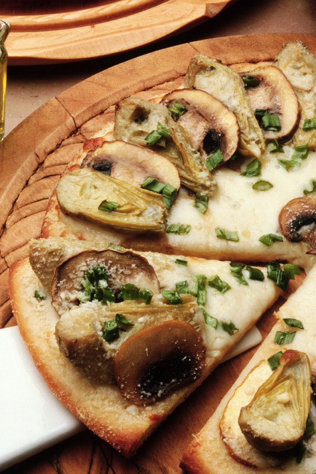 Пицца с грибами