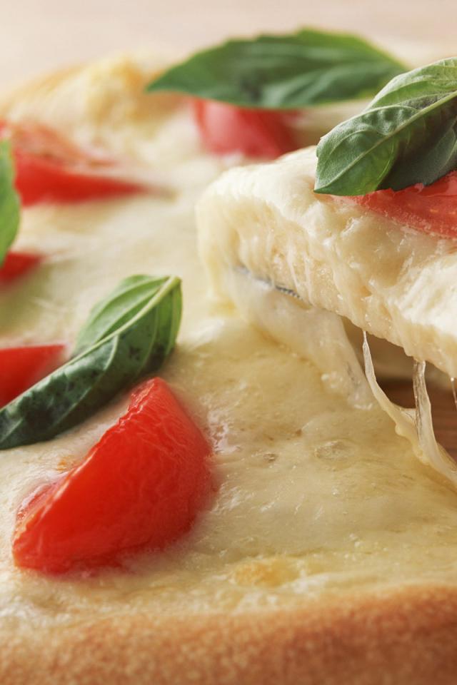 Пицца с томатом