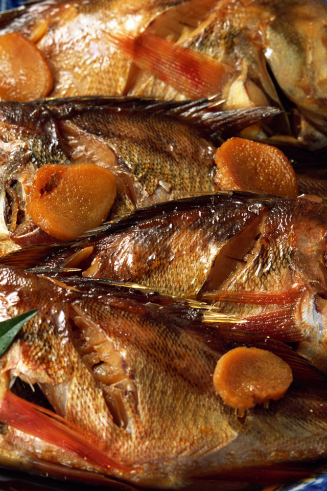 Рыба с яблоками