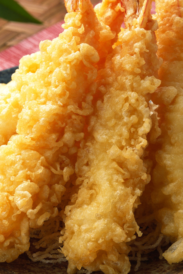 Обжаренные кусочки краба