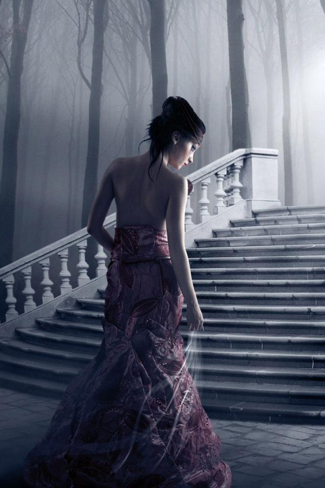 Девушка в темном саду