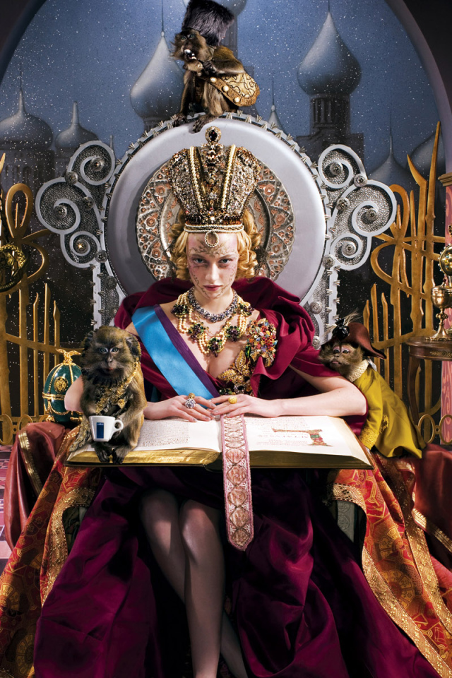 Женщина 8 Марта