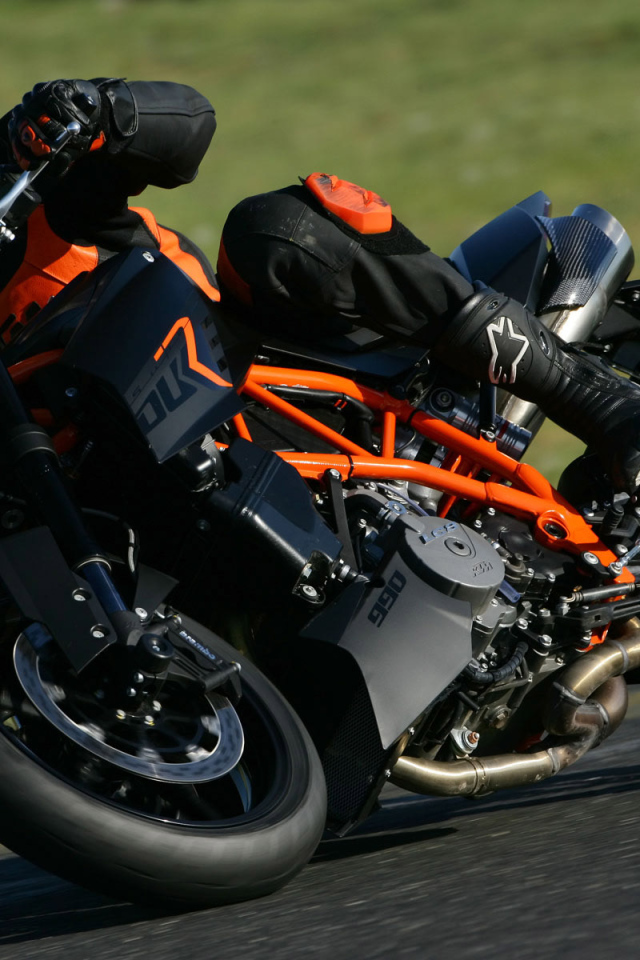 Черный крутой байк