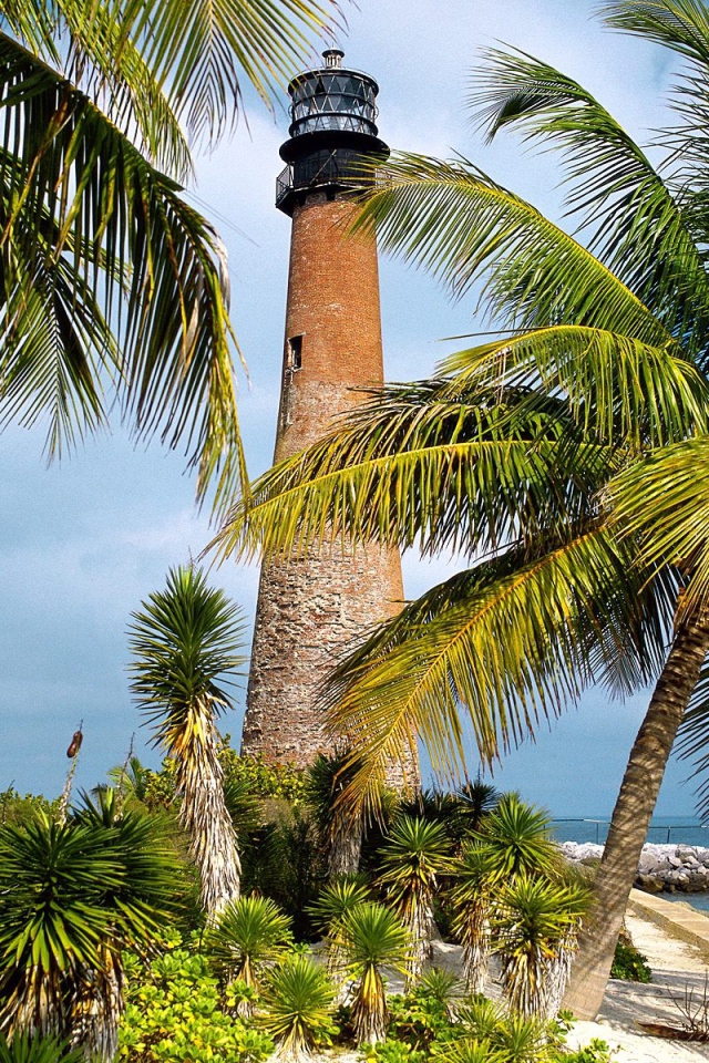 Береговой маяк