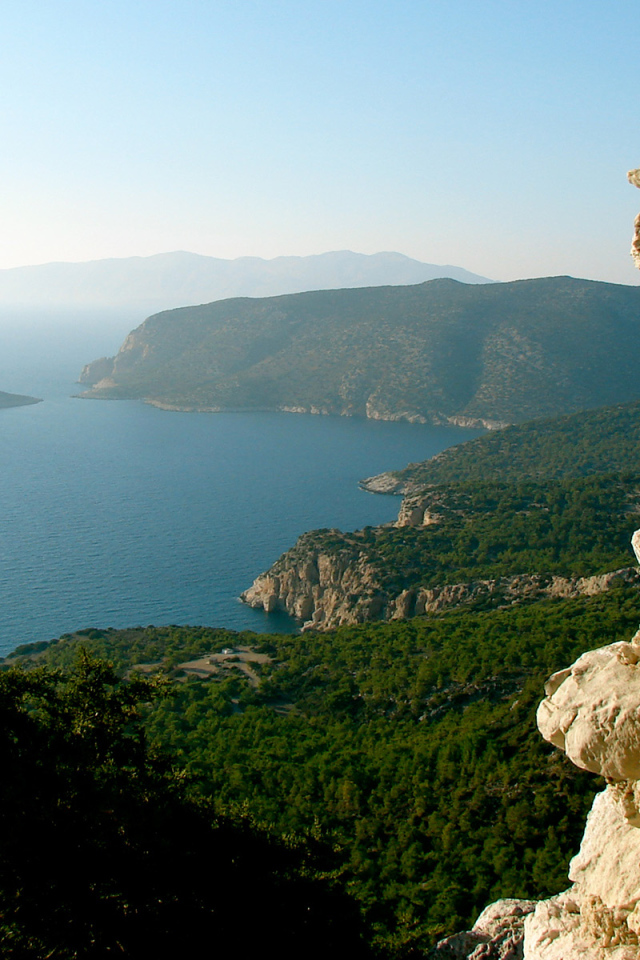 Красивый вид со скалы