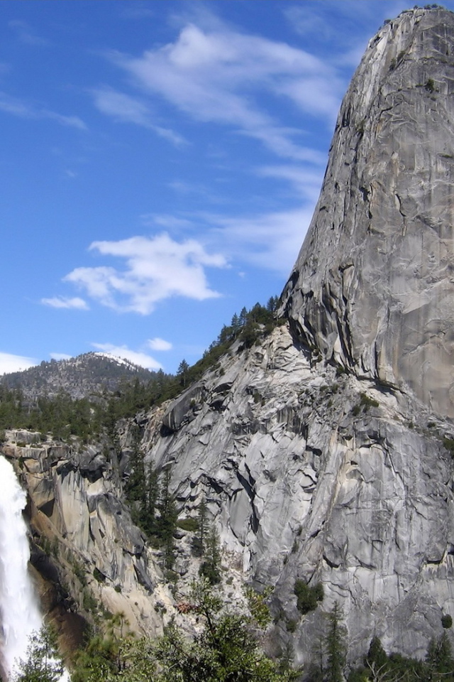 Отвесная скала